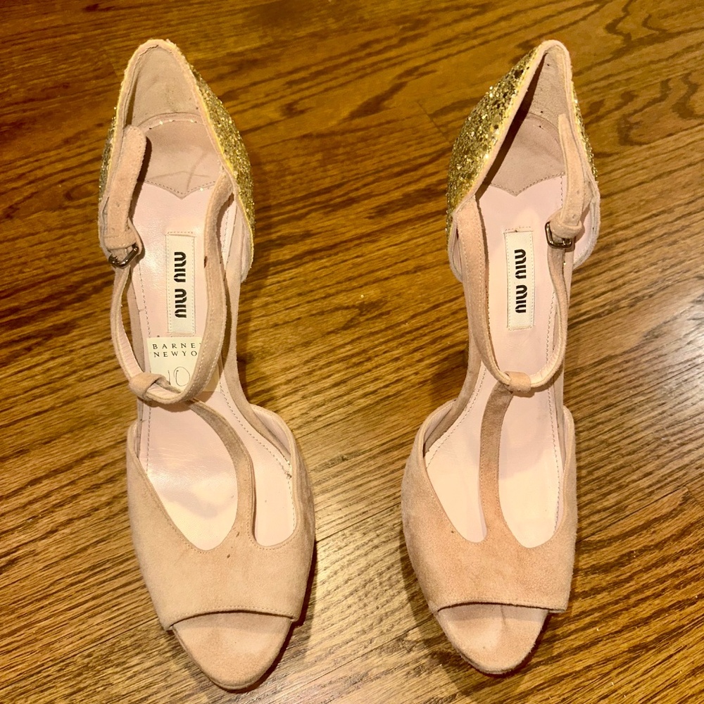 Sparkly Miu Miu Gold & Suede Platform Sandals Siz… - image 4